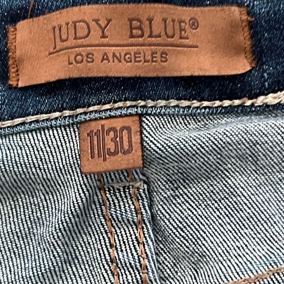 Judy Blue Straight Fit Jeans Women’s Size 11/30 Dark Wash Short Inseam 27Stretch - Picture 5 of 9